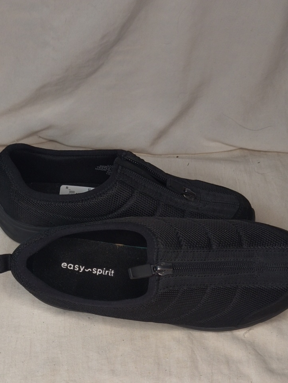NWT Easy Spirit Black Mesh Zip-Front Slip-On Loafers size 6 AE